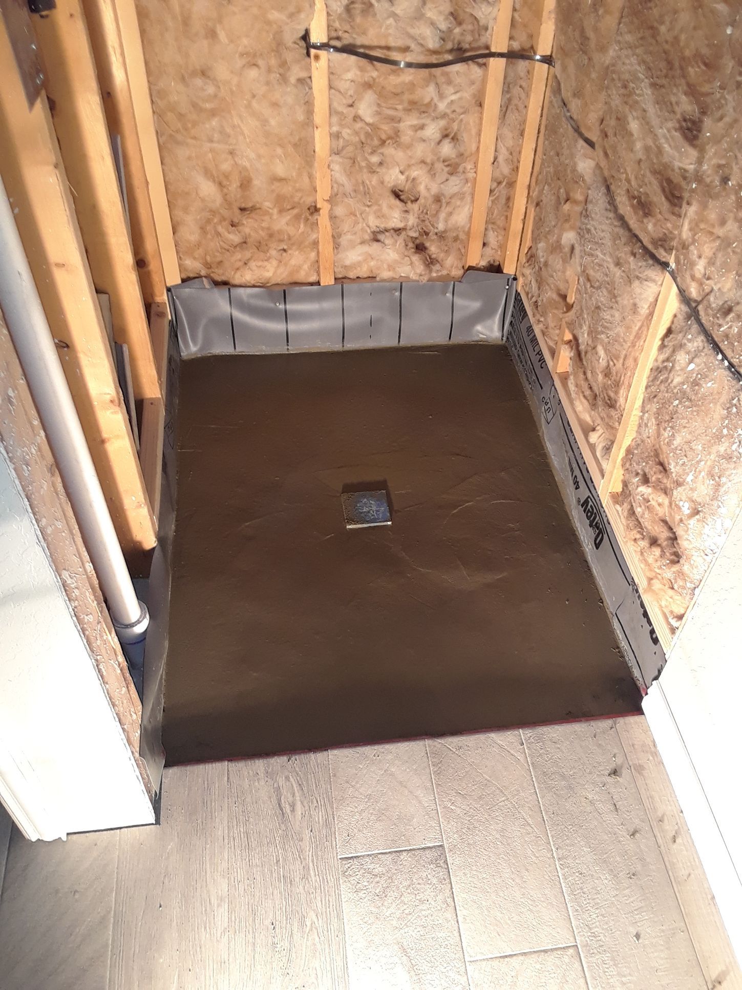 Hall bath before