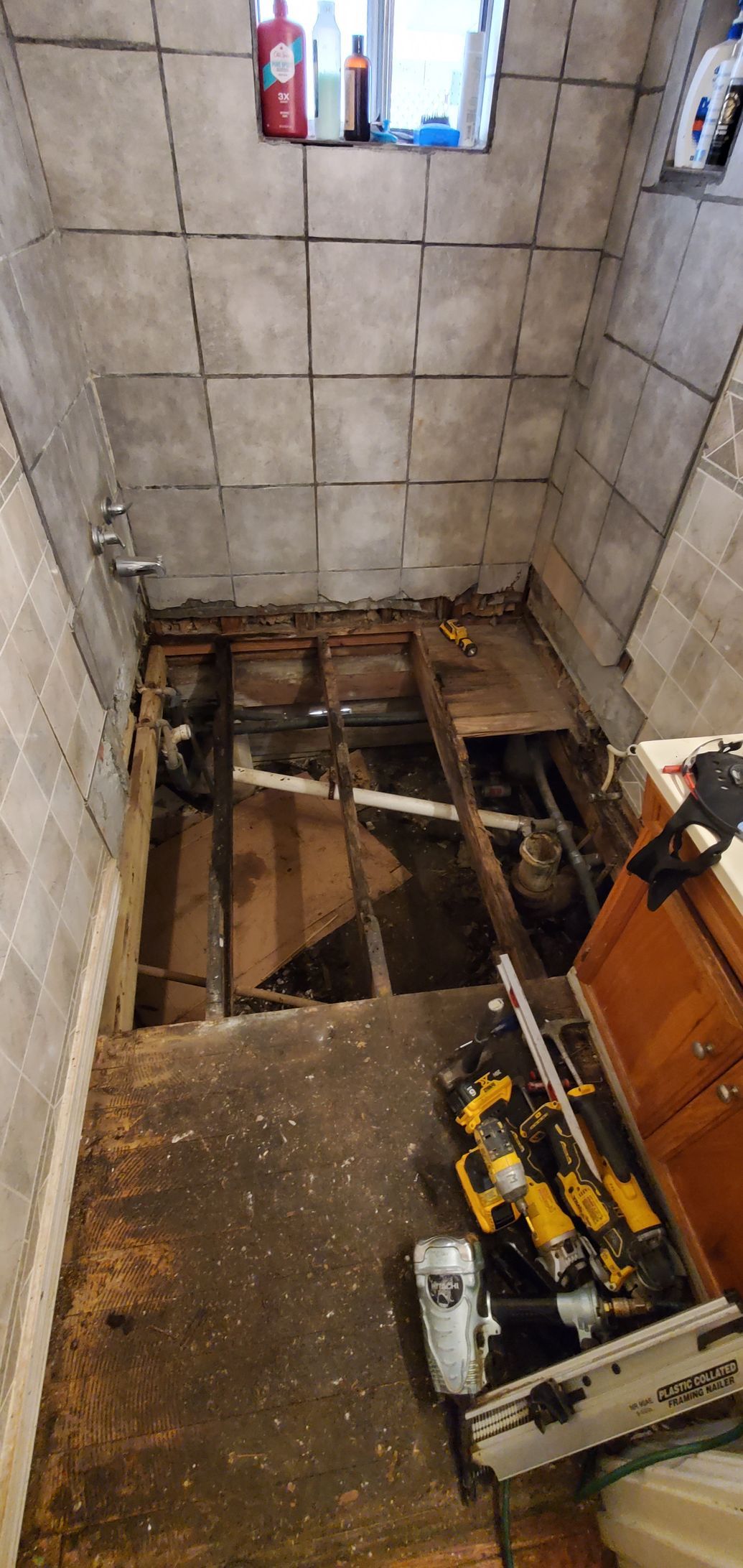 Oriental bathroom before